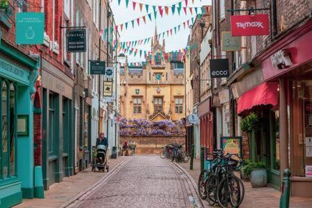 Quaint 2 Bed Cottage In The Heart Of Cambridge Экстерьер фото
